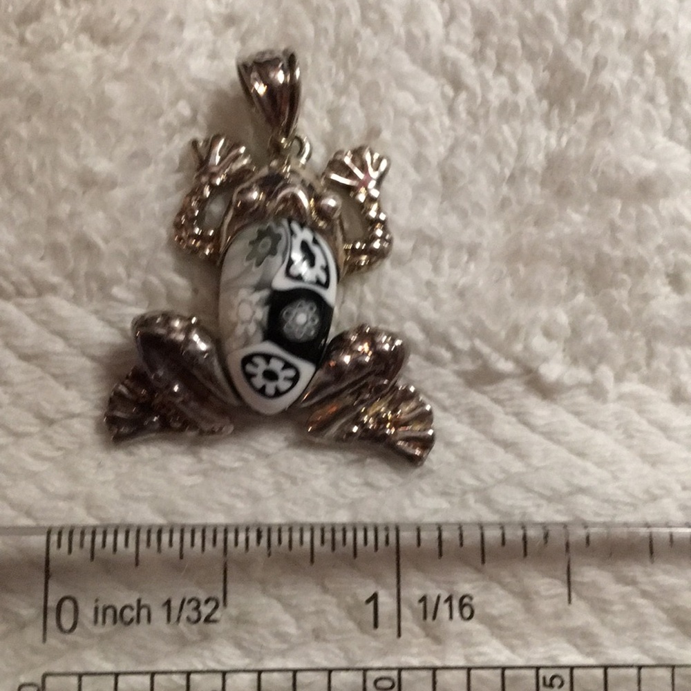 Necklace drop